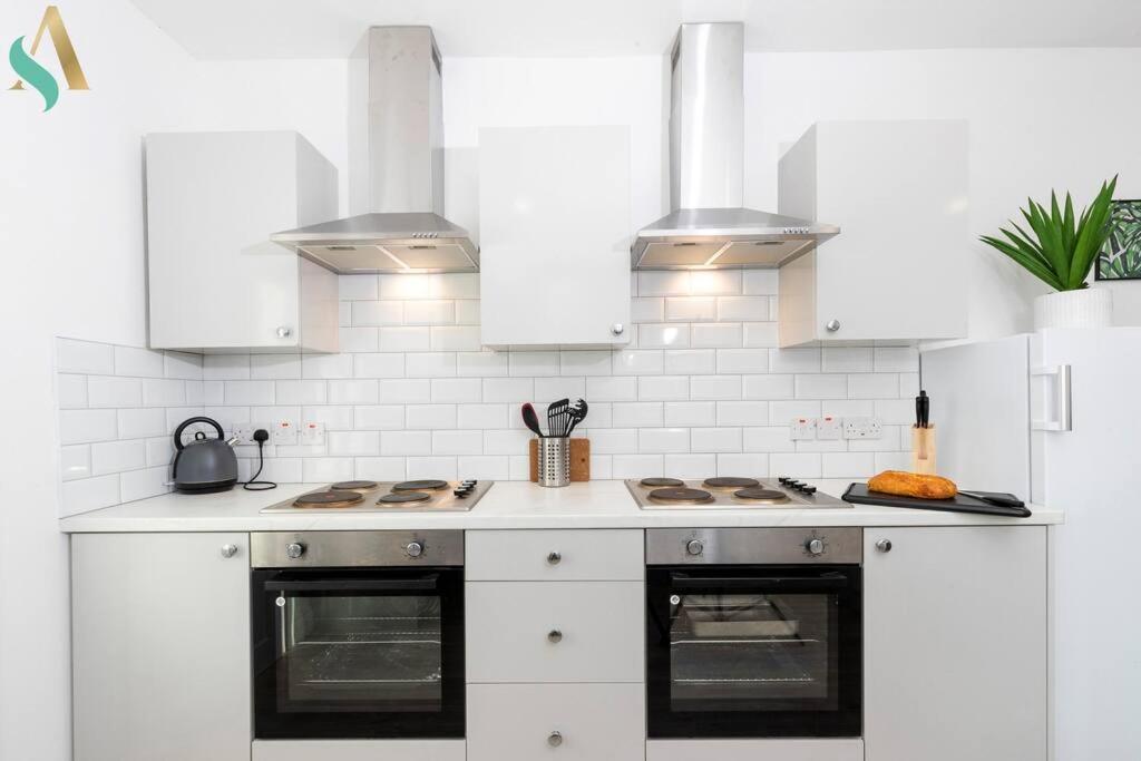 5 Double Bedrooms With Ensuites - Teesside House Tsac Redcar Exterior foto